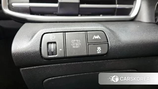 Hyundai Avante Hybrid (CN7) id 3478176 из Кореи 10