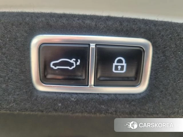 Hyundai Grandeur (GN7) id 4242928 из Кореи 10