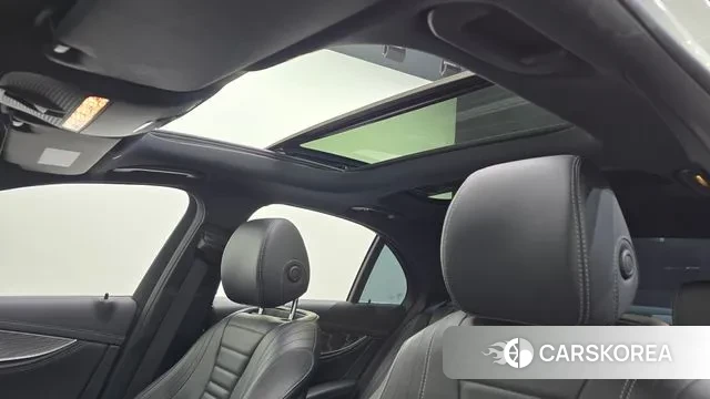 Mercedes-Benz E-Class W213 id 3702980 из Кореи 10