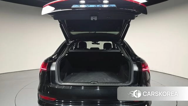Audi e-Tron id 4881354 из Кореи 10