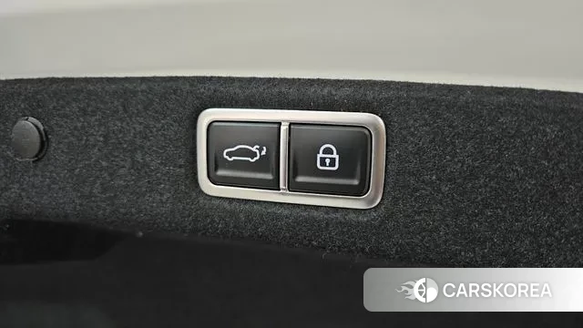 Hyundai Grandeur (GN7) id 3382729 из Кореи 10