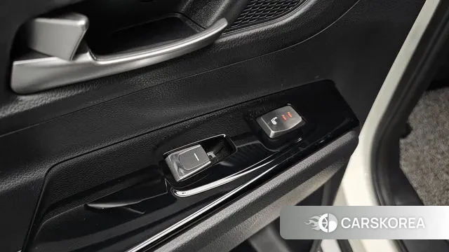 Ssangyong Beautiful Korando id 3772058 из Кореи 10