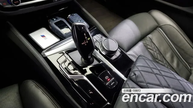 BMW 5 Series (G30) id 2639556 из Кореи 10