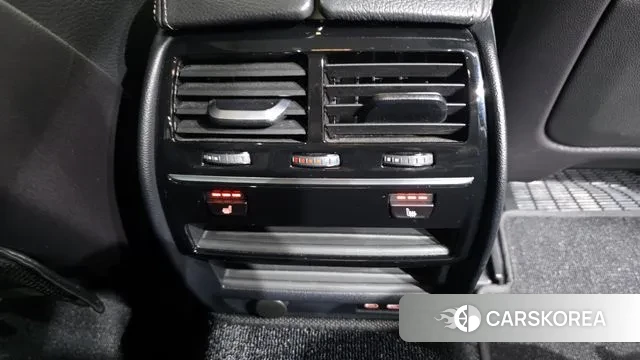 BMW 5 Series (G30) id 3479668 из Кореи 10