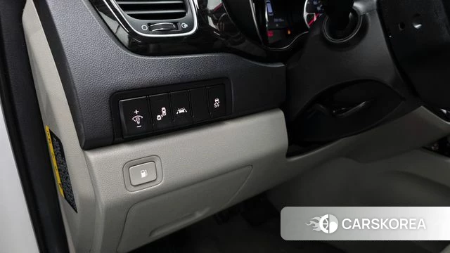 Kia The New Carnival id 4850025 из Кореи 10