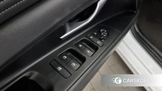 Hyundai Avante Hybrid (CN7) id 3053582 из Кореи 10