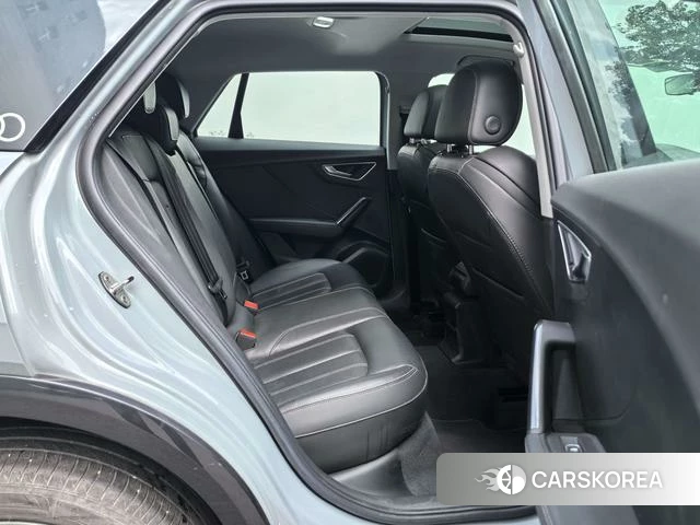 Audi Q2L id 4335813 из Китая 10
