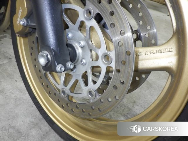 Honda CB400SF id 3950012 из Японии 10