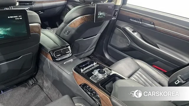 Genesis G90 id 3692186 из Кореи 10