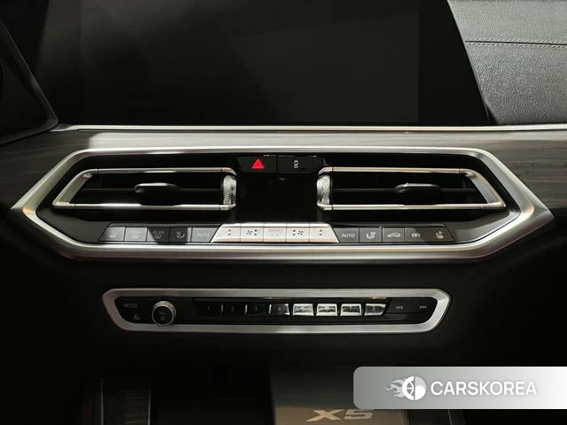 BMW X5 id 3896161 из Китая 10