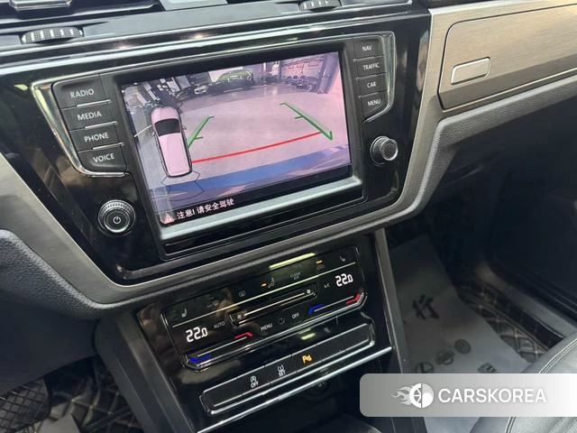Volkswagen Touran L id 4263181 из Китая 10