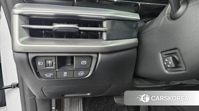Hyundai Grandeur Hybrid (GN7) id 4381904 из Кореи 10