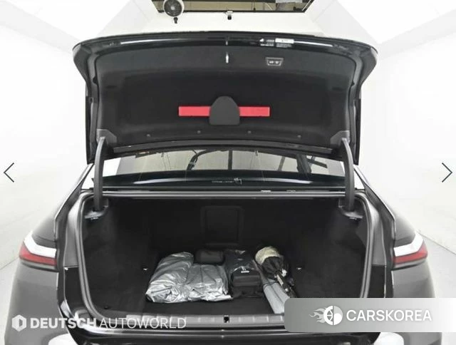 BMW 7 Series (G70) id 4527696 из Кореи 10