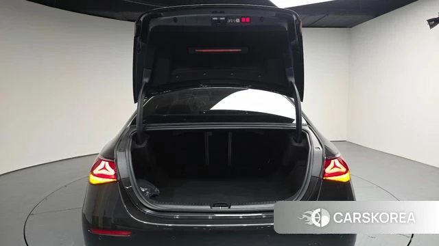 Mercedes-Benz E-Class W214 id 4748793 из Кореи 10