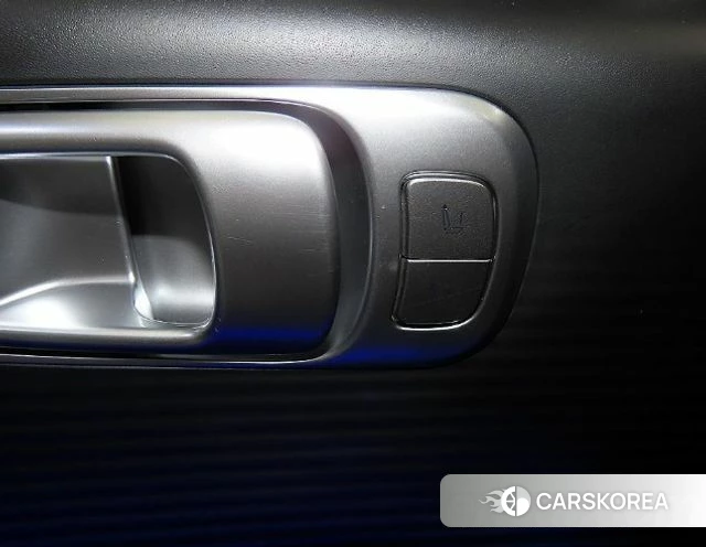 Hyundai Ionic 6 id 4540418 из Кореи 10
