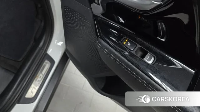 Kia Niro EV id 3379742 из Кореи 10