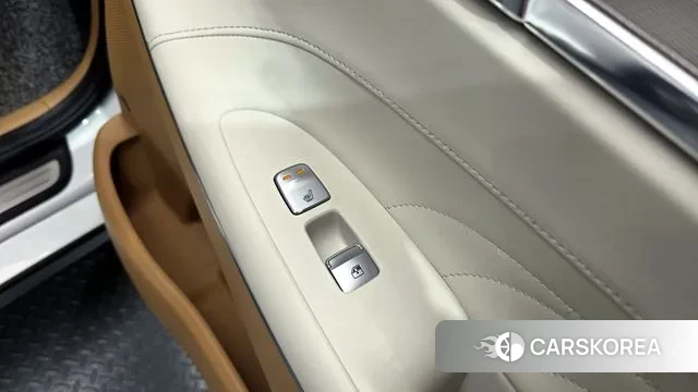 Hyundai The New Grandeur IG Hybrid id 3402320 из Кореи 10