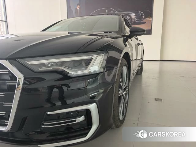 Audi A6L id 3927123 из Китая 10