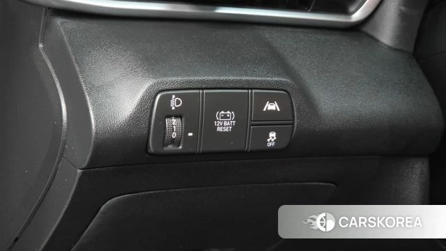 Hyundai Avante Hybrid (CN7) id 4656730 из Кореи 10