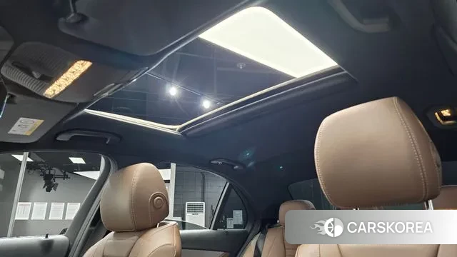 Mercedes-Benz E-Class W213 id 3509239 из Кореи 10