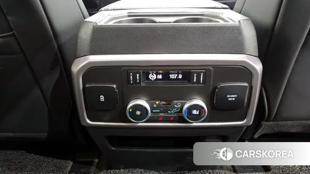 Ford Expeditation id 3428149 из Кореи 10