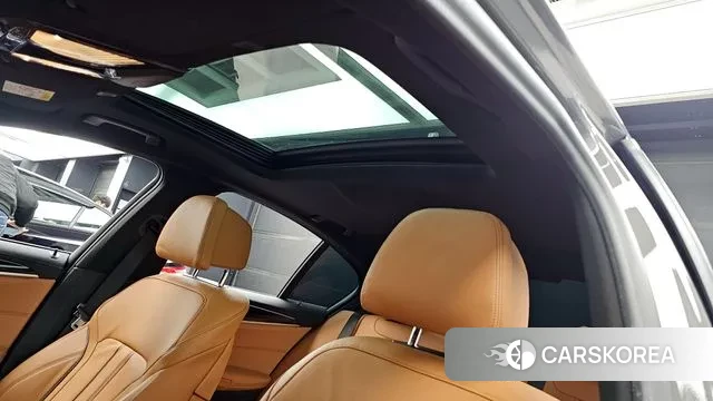 BMW 5 Series (G30) id 3616366 из Кореи 10