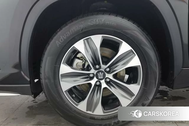 Toyota Crown Lufang id 4262039 из Китая 10