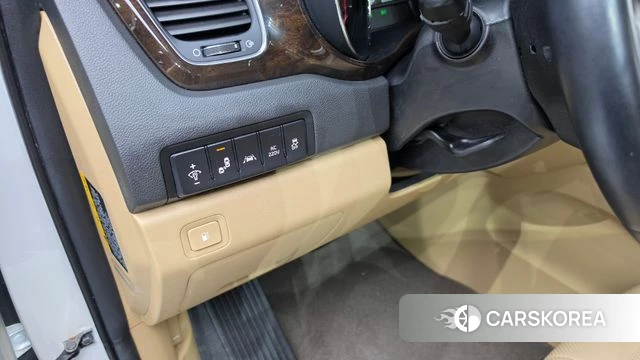 Kia The New Carnival id 4755072 из Кореи 10