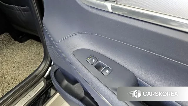 Hyundai The New Grandeur IG Hybrid id 3002843 из Кореи 10