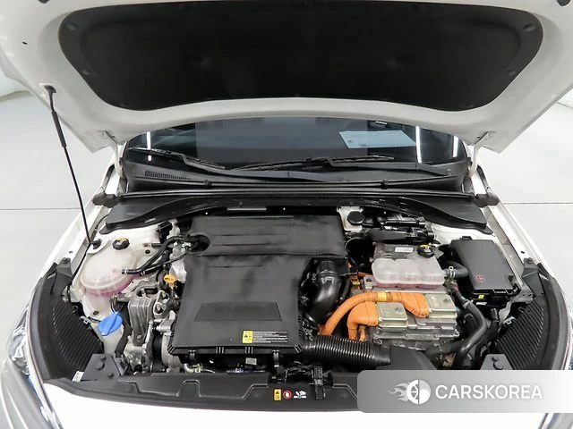 Hyundai The New Ionic Hybrid id 4689233 из Кореи 10