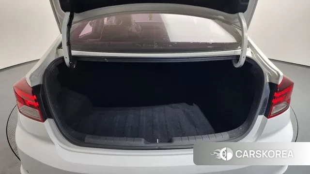 Hyundai The New Avante AD id 3778734 из Кореи 10