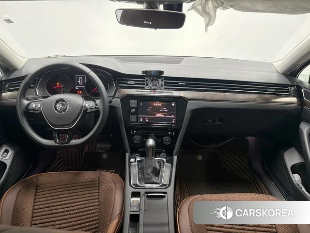 Volkswagen Magotan id 4238083 из Китая 10