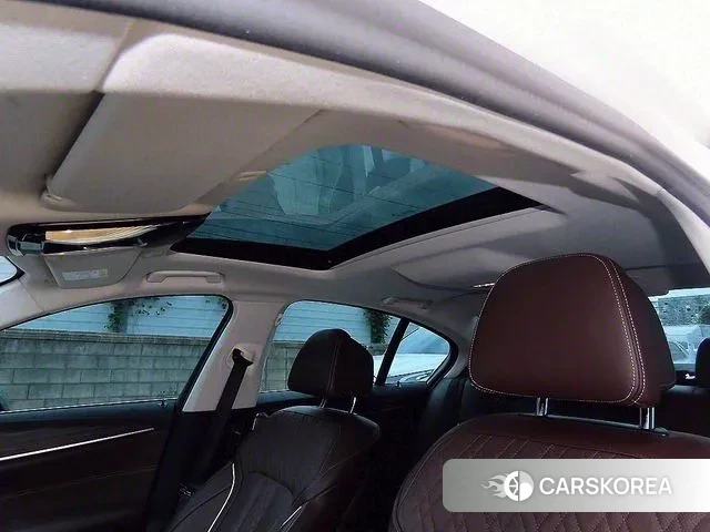 BMW 5 Series (G30) id 3187193 из Кореи 10