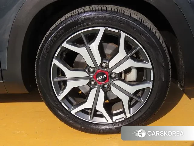 Kia Seltos id 3378519 из Кореи 10