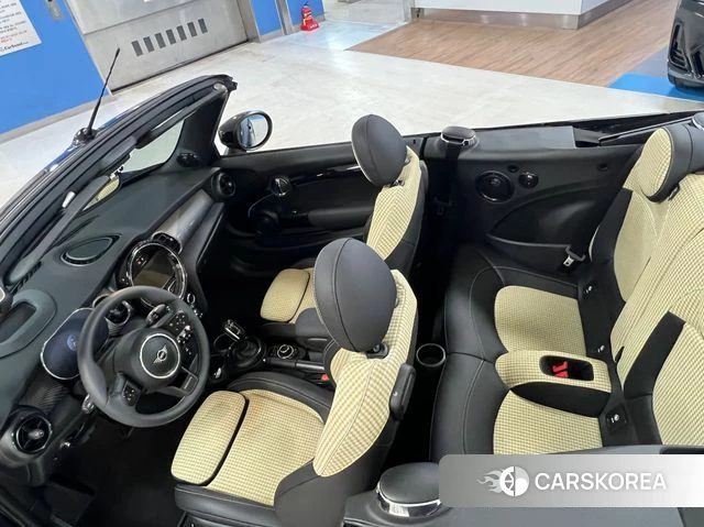 Mini Cooper S Convertible id 4618219 из Кореи 10