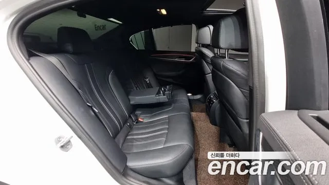 BMW 5 Series (G30) id 2874225 из Кореи 10