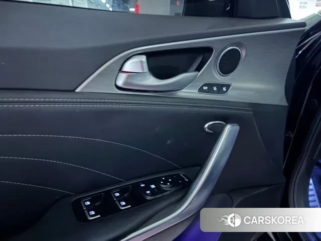 Kia Stinger Meister id 3722517 из Кореи 10