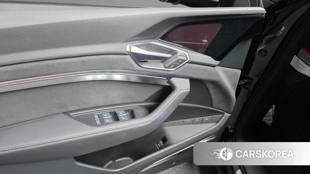 Audi e-Tron id 4463752 из Кореи 10