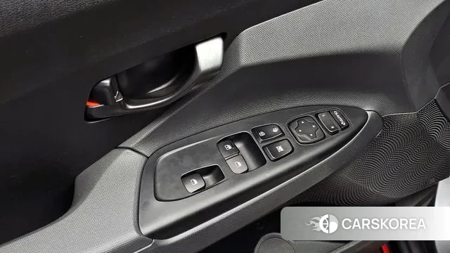 Hyundai Veloster (JS) id 3008882 из Кореи 10