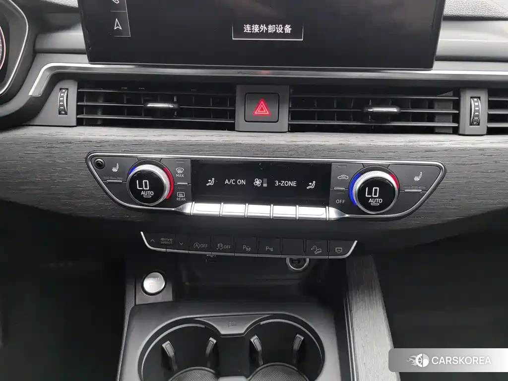 Audi A4L id 4628387 из Китая 10