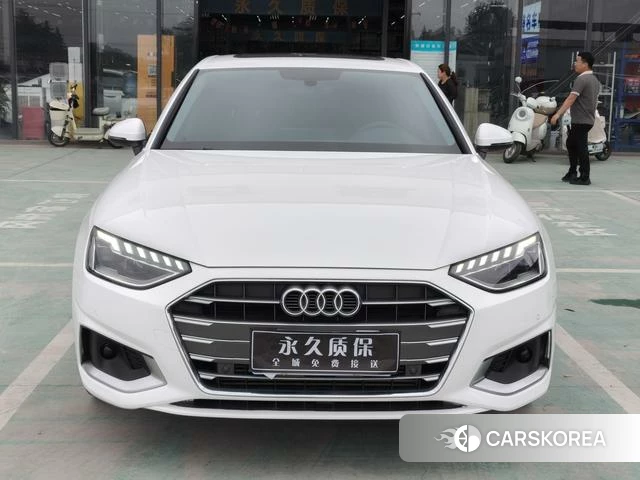 Audi A4L id 4387576 из Китая 10