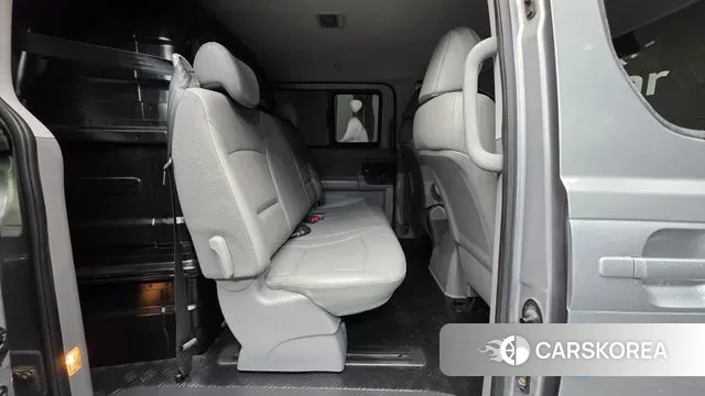 Hyundai The New Grand Starex id 3029534 из Кореи 10