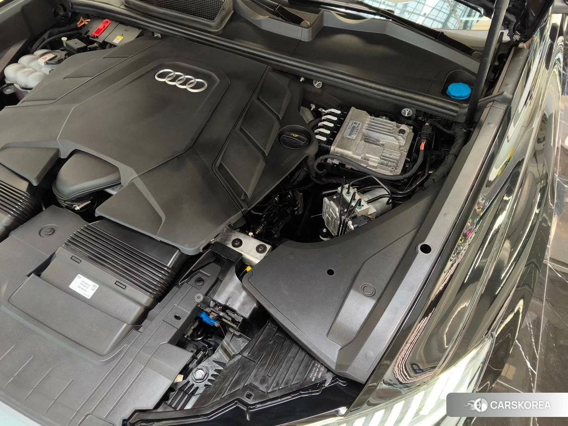 Audi Q8 id 4452812 из Китая 10