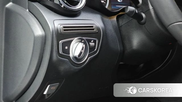 Mercedes-Benz C-Class W205 id 4895114 из Кореи 10