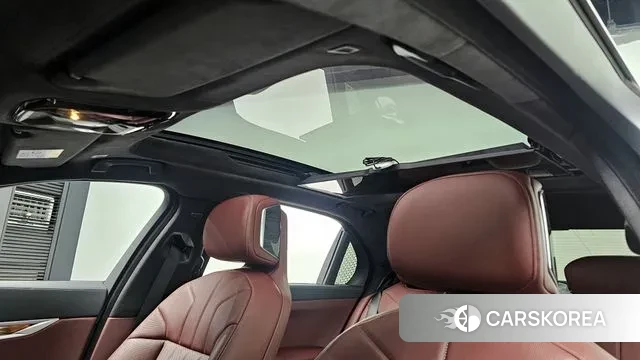 BMW 7 Series (G70) id 3518103 из Кореи 10