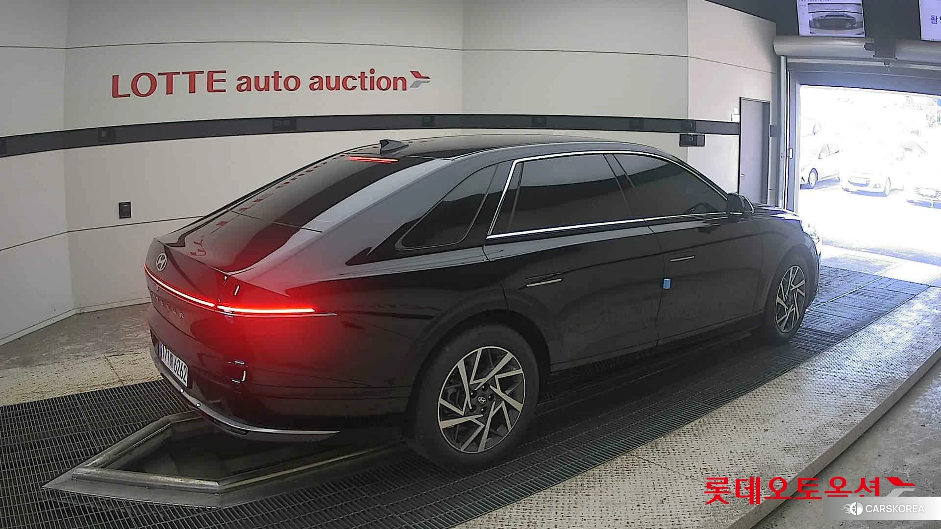Hyundai Grandeur Hybrid id 4902520 из Кореи 10