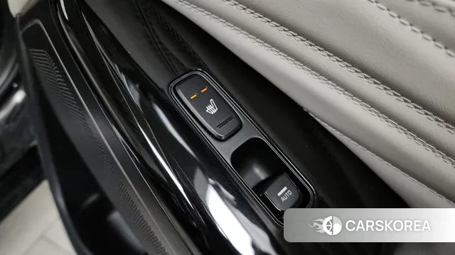 Kia K7 Premier Hybrid id 3469352 из Кореи 10