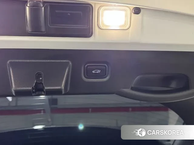 Hyundai Ionic 5 id 3752580 из Кореи 10