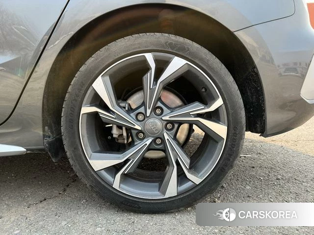 Audi A3 id 4209010 из Китая 10