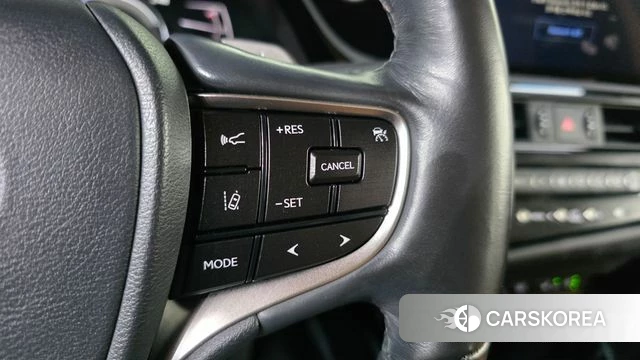 Lexus ES300h 7th generation id 4898646 из Кореи 10
